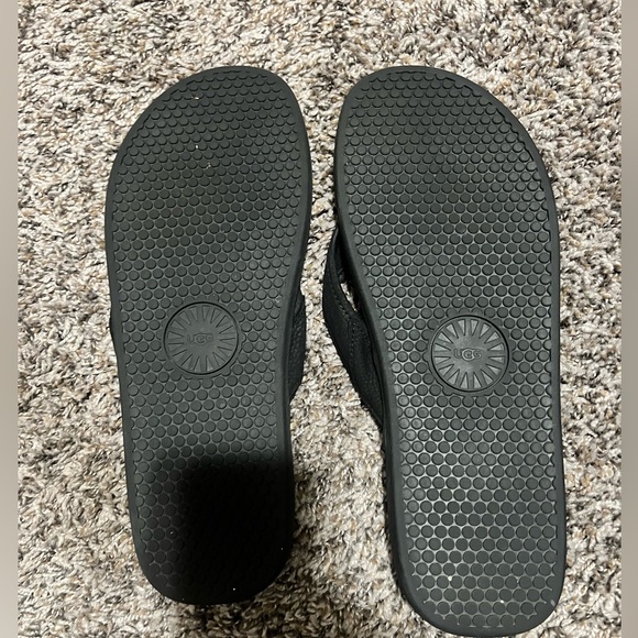 UGG Sandals for Mens size 12 - Picture 4 of 4